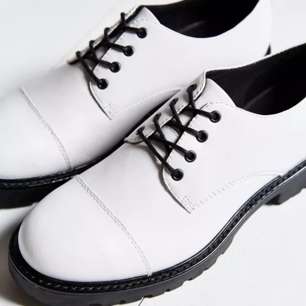 Vagabond x Urban Outfitters Kenova Oxford w/ Platform Heel (size US 7) - Picture 2 of 7